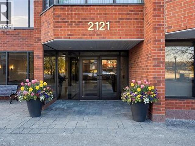 Condo for sale in Burlington, Ontario