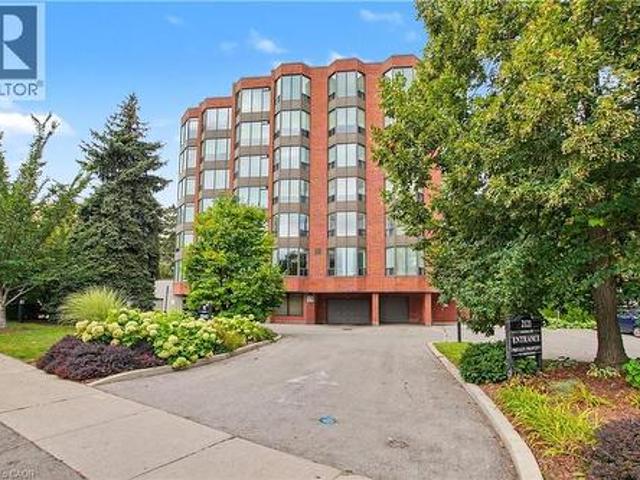 Condo for sale in Burlington, Ontario