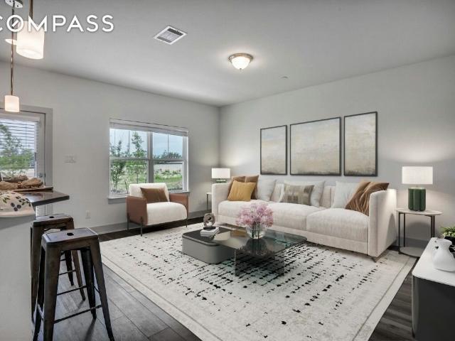 Townhouse for sale in Leander