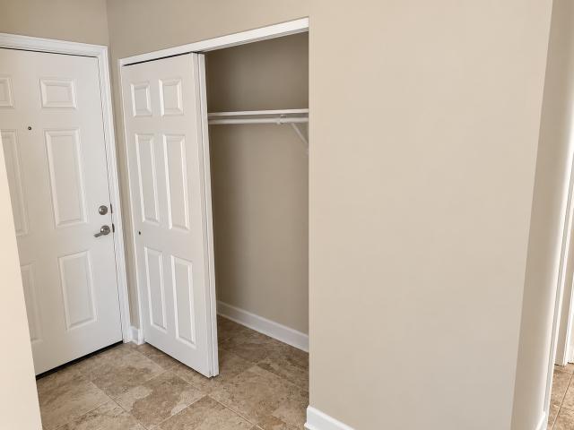 Apartment for rent in Hillside, Cook County