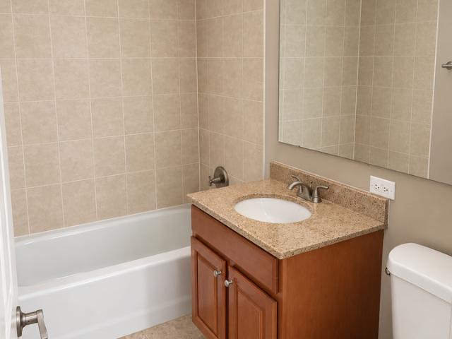 Apartment for rent in Hillside, Cook County