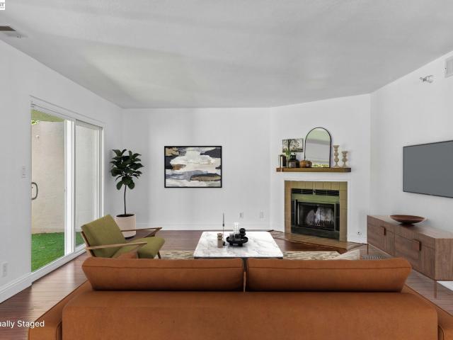 Townhouse for sale in San Pablo, California
