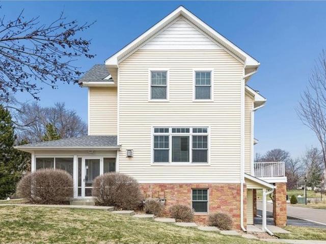 Townhouse for sale in Hennepin, Minnesota