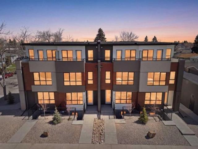 House for sale in Mount Pleasant, Calgary