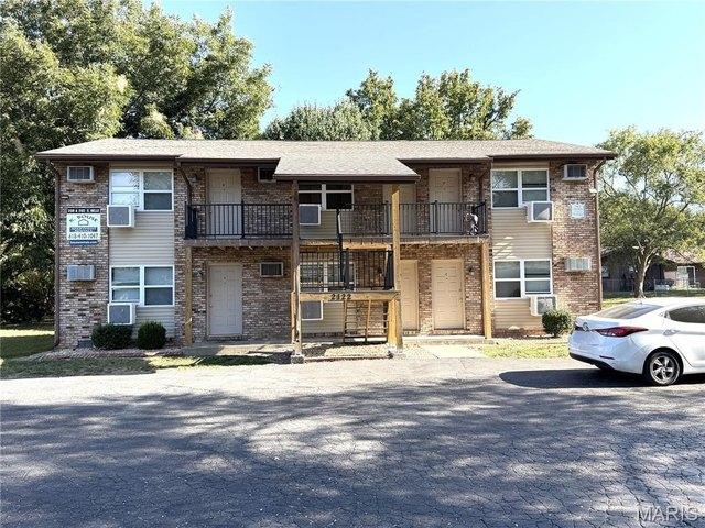 House for sale in Belleville, Saint Clair County