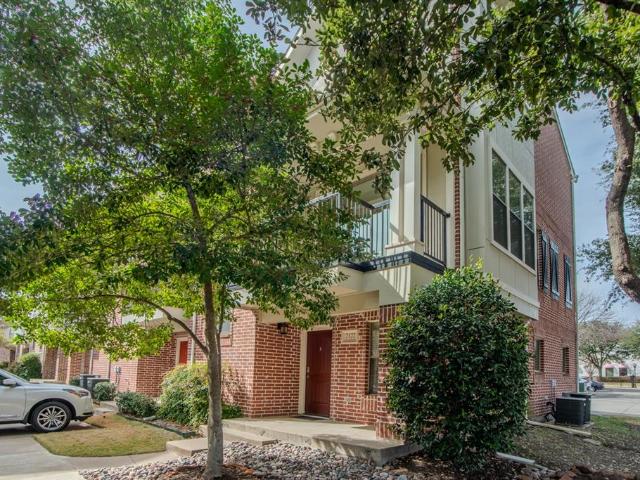 Townhouse for sale in Richardson, Texas