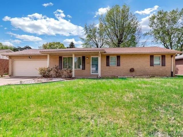 House for sale in East Saint Louis, Illinois