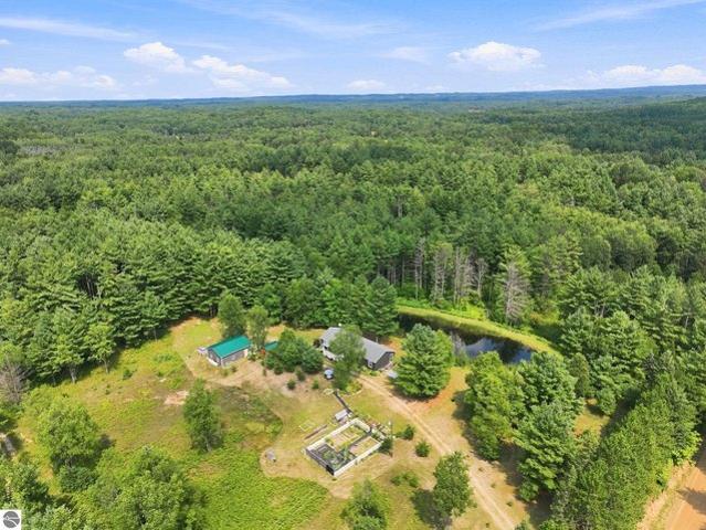 House for sale in Tustin, Michigan