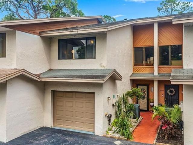 Townhouse for sale in Tarpon Springs, Florida