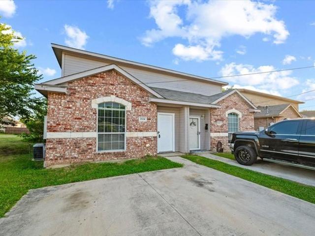 House for sale in Grand Prairie, Texas