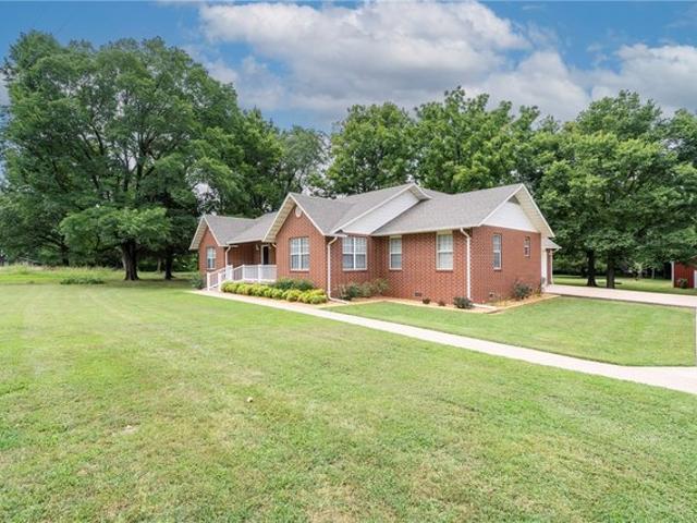 House for sale in Ark