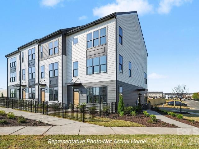 Townhouse for sale in Mecklenburg, North Carolina