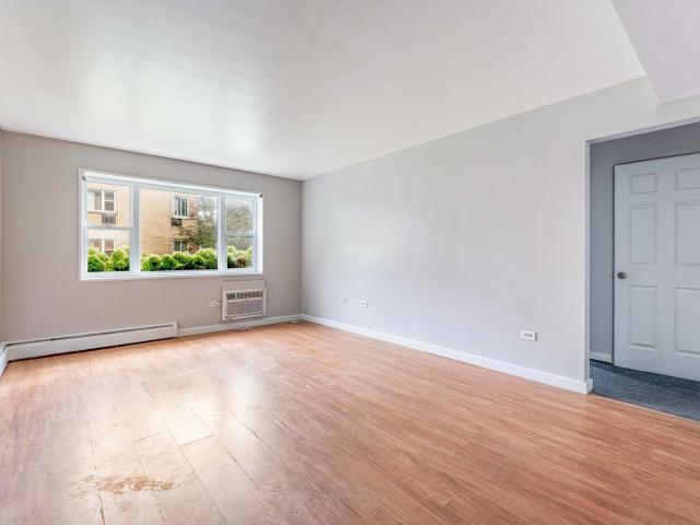 Condo for sale in Chicago Park, Illinois