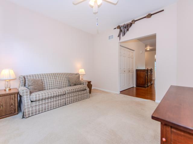 House for sale in Crest Hill, Illinois