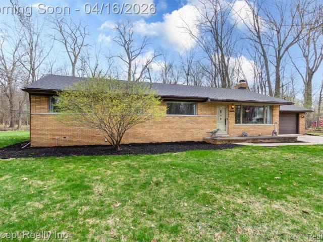 House for sale in Grosse Ile, Michigan