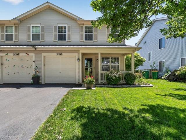 Townhouse for sale in Plainfield, Illinois