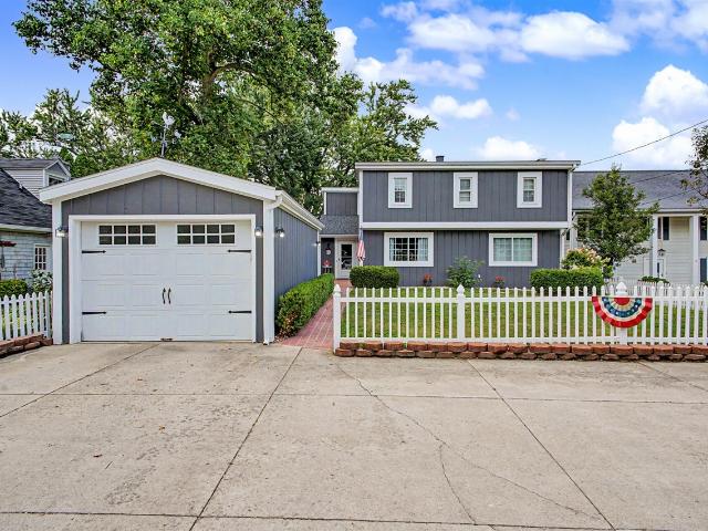 House for sale in Hillsdale, Michigan
