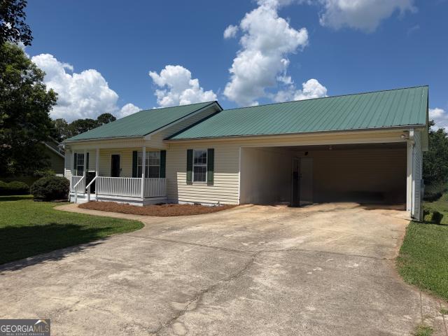 House for sale in Statham, Georgia