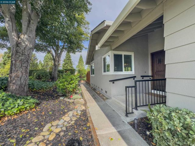 Townhouse for sale in Crow Canyon Heights, Danville