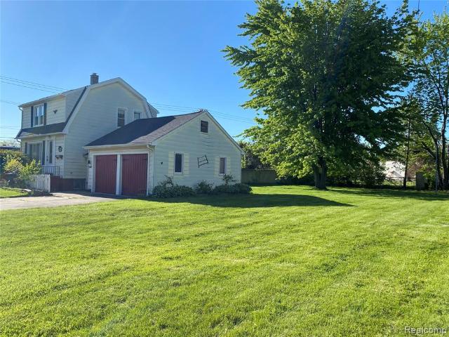 House for sale in Saint Clair Shores, Michigan
