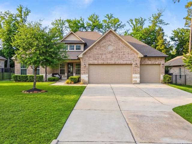 House for sale in Magnolia, Texas