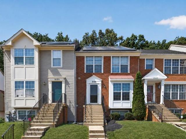 Townhouse for sale in Odenton, Maryland