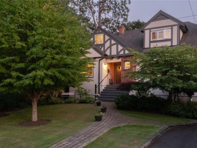 House for sale in Oak Bay, Capital Regional District