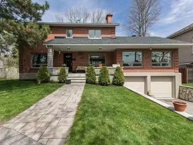 House for sale in Dorval, Quebec