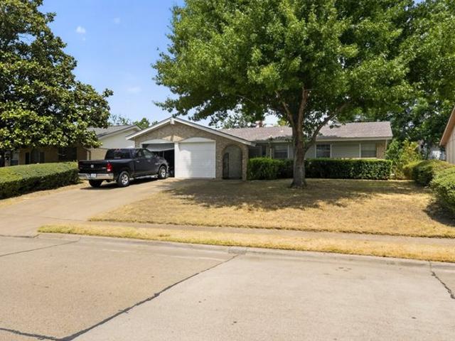 House for sale in Irving, Texas