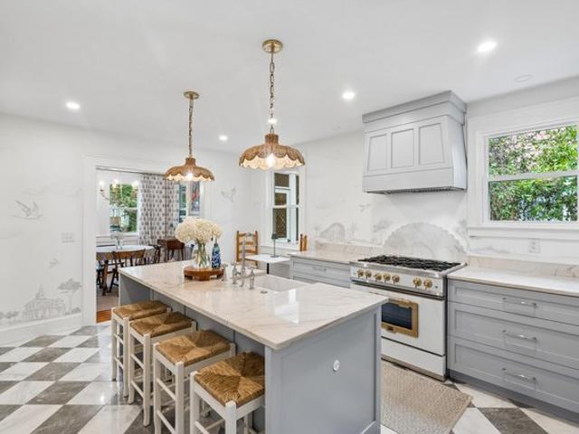 House for sale in Woodlawn, Charleston