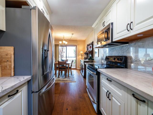 Townhouse for sale in Signal Hill Townhouse for sale in Signal Hill