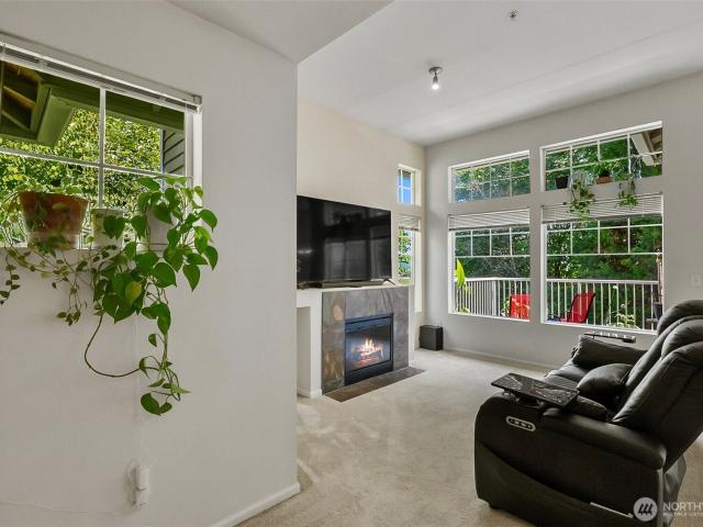 Condo for sale in Washington