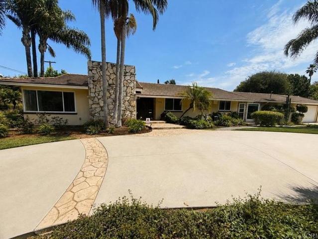 House for sale in Vista, California