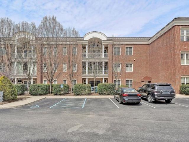 Condo for sale in Virginia