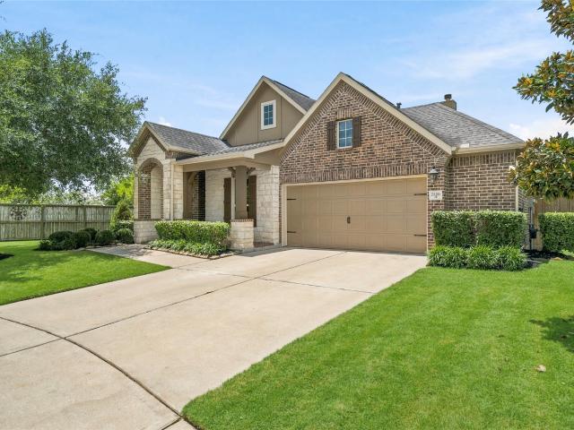 House for sale in Brookshire, Texas
