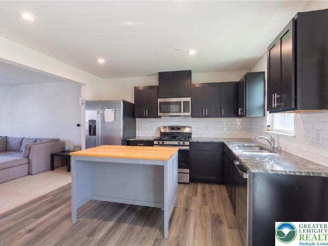 Townhouse for sale in Northampton, Pennsylvania