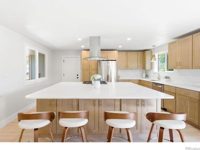 House for sale in Lakewood, Jefferson County