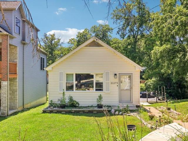 House for sale in Lake Zurich, Illinois