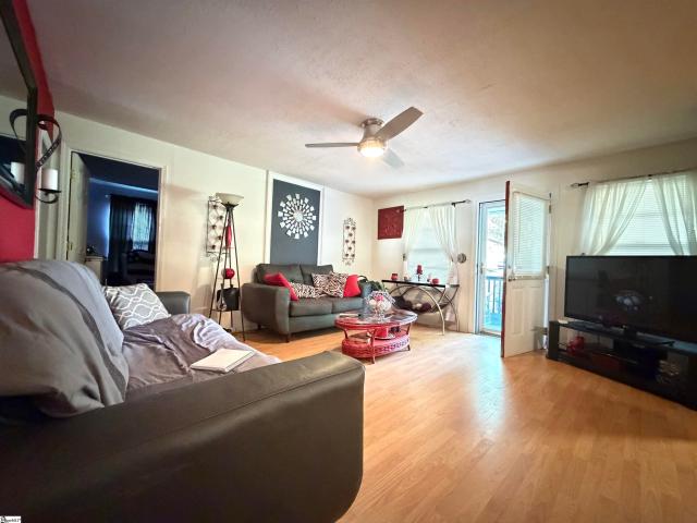House for sale in Gray Court, South Carolina