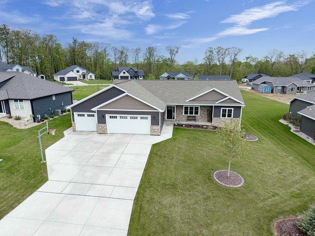 House for sale in Suamico, Wisconsin
