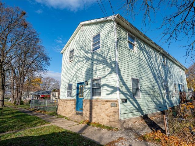 House for sale in Niagara, New York