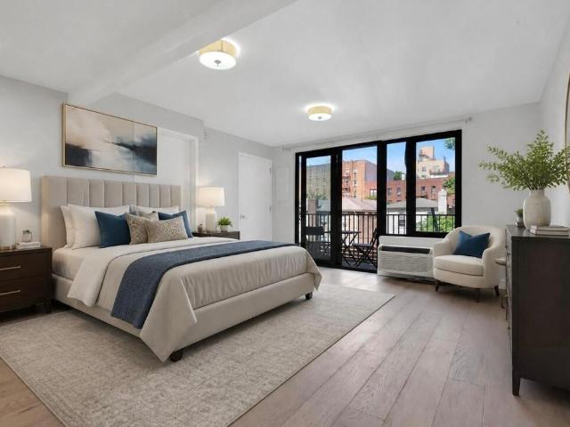 Condo for sale in Arverne, New York