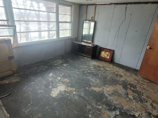 House for sale in Peru, Illinois
