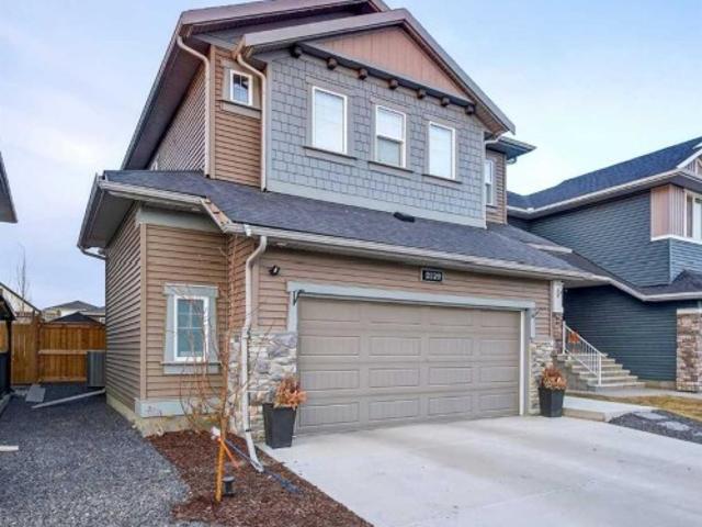 House for sale in Airdrie, Alberta
