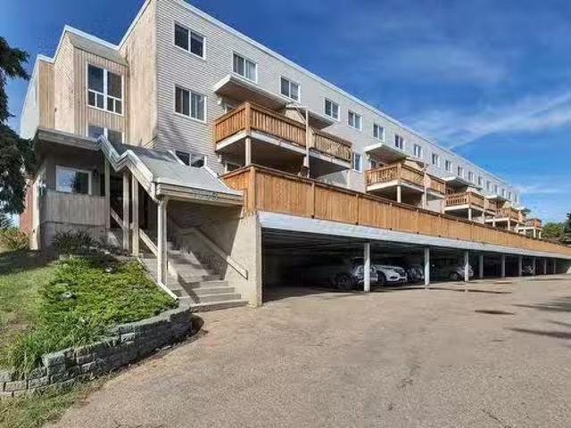 Condo for sale in Saint Albert, Alberta
