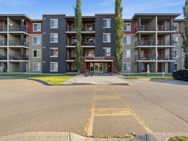 Condo for sale in Wedgewood, Alberta