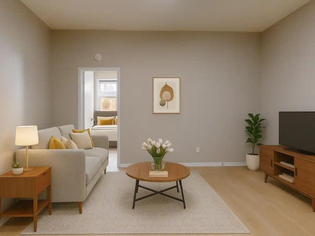 Apartment for rent in Somerset, Ottawa