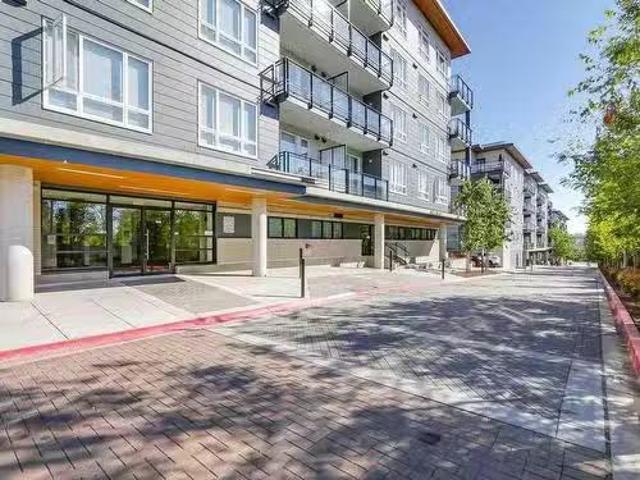 House for sale in City Centre, Surrey