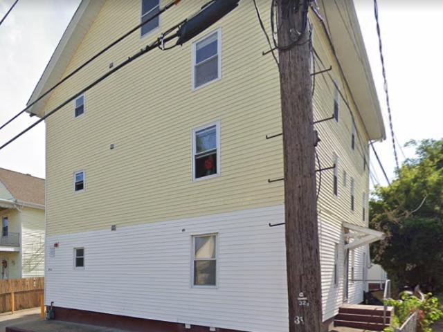 Apartment for rent in Central Falls, Rhode Island