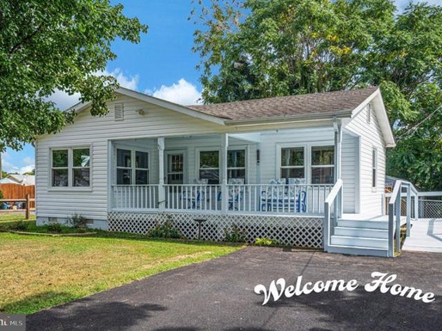 House for sale in Classic Shore, Colonial Beach
